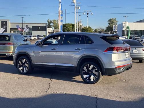 2026 Volkswagen Atlas Cross Sport 2.0T SE w/Technology 4MOTION