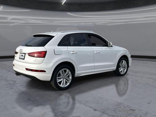 White 2017 Audi Q3 2.0T Premium