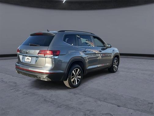 2023 Volkswagen Atlas 2.0T SE