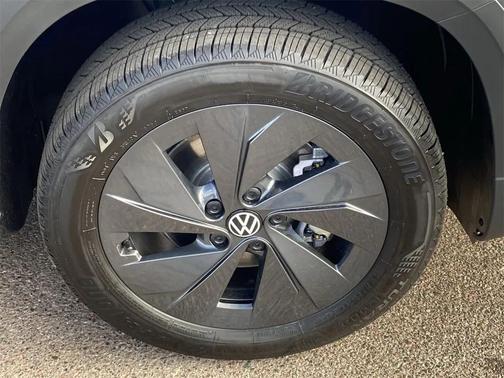 2025 Volkswagen Taos 1.5T S