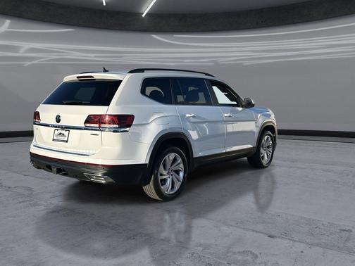 Pure White 2023 Volkswagen Atlas 3.6L SE w/Technology