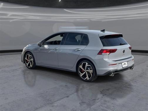 2026 Volkswagen Golf GTI 2.0T SE DSG