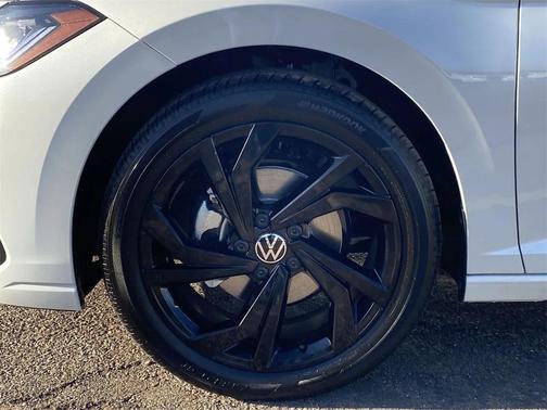 2026 Volkswagen Jetta 1.4T SE