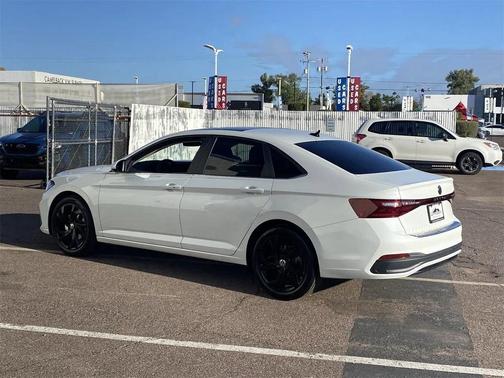 2026 Volkswagen Jetta 1.4T SE