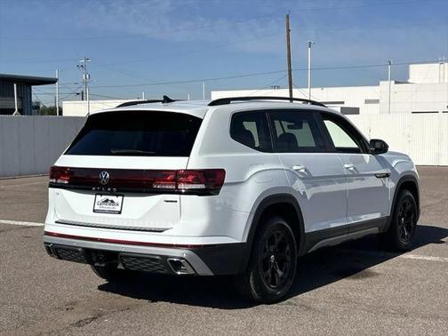 2025 Volkswagen Atlas 2.0T Peak Edition