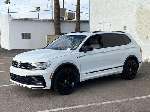 2020 Volkswagen Tiguan 2.0T SE R-Line Black 4MOTION