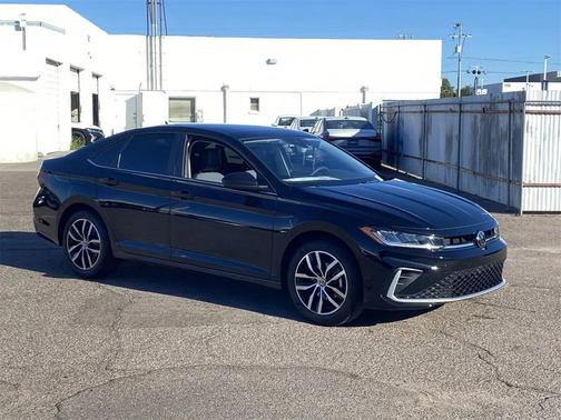 2026 Volkswagen Jetta 1.4T SE