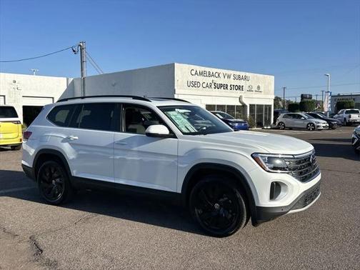 2025 Volkswagen Atlas 2.0T SE w/Technology 4MOTION