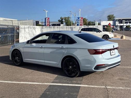 2026 Volkswagen Jetta 1.4T SE