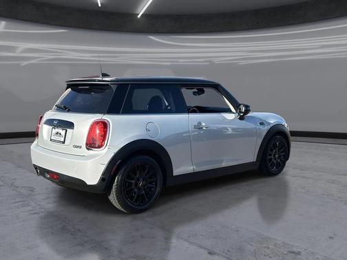 2021 MINI Hardtop Cooper