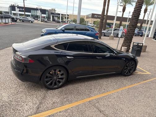 2017 Tesla Model S 75