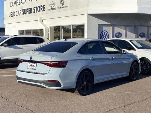2025 Volkswagen Jetta 1.5T SE