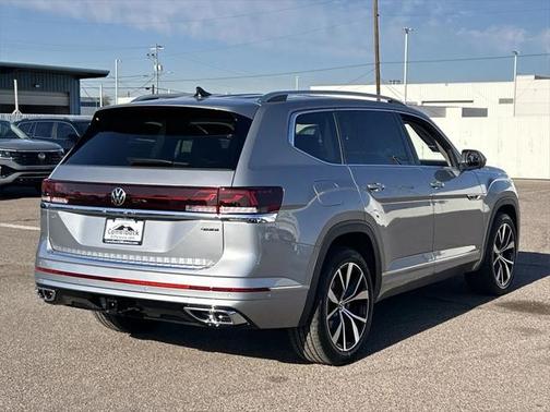 2025 Volkswagen Atlas 2.0T SEL Premium R-Line 4MOTION