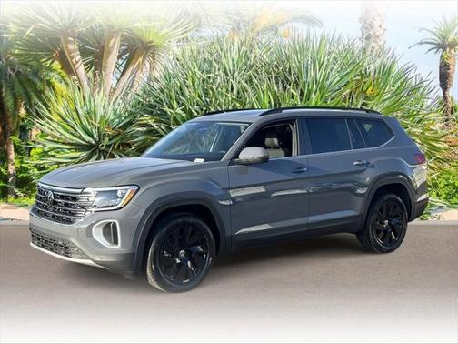 2025 Volkswagen Atlas 2.0T SE w/Technology 4MOTION