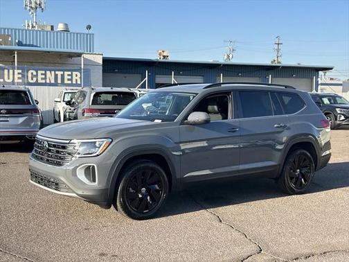2025 Volkswagen Atlas 2.0T SE w/Technology 4MOTION