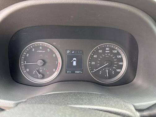 2016 Hyundai TUCSON SE