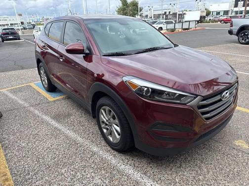 2016 Hyundai TUCSON SE