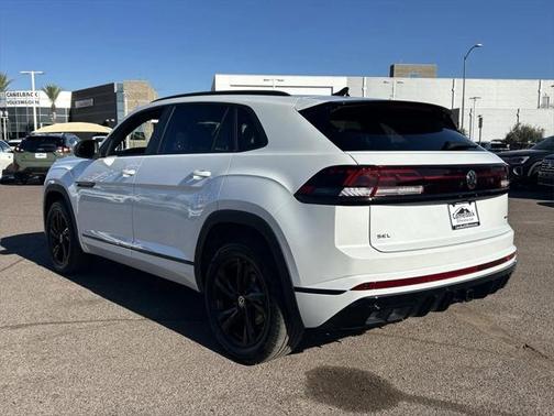 2025 Volkswagen Atlas Cross Sport 2.0T SEL