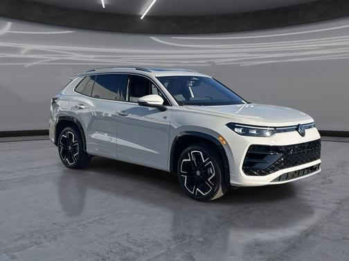 sandstone 2026 Volkswagen Tiguan 2.0T SEL R-Line 4MOTION
