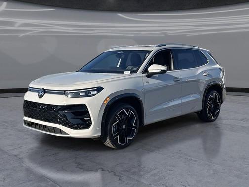 sandstone 2026 Volkswagen Tiguan 2.0T SEL R-Line 4MOTION