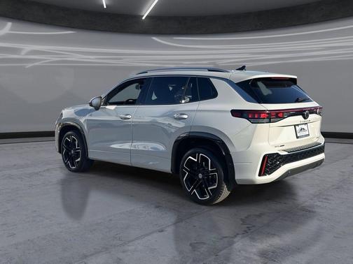 sandstone 2026 Volkswagen Tiguan 2.0T SEL R-Line 4MOTION