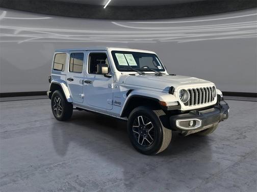 2024 Jeep Wrangler 4-Door Sahara 4x4
