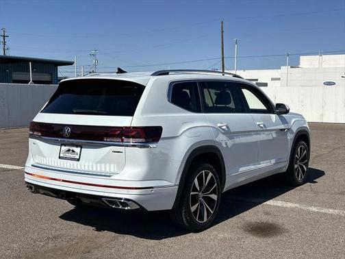2025 Volkswagen Atlas 2.0T SEL Premium R-Line 4MOTION