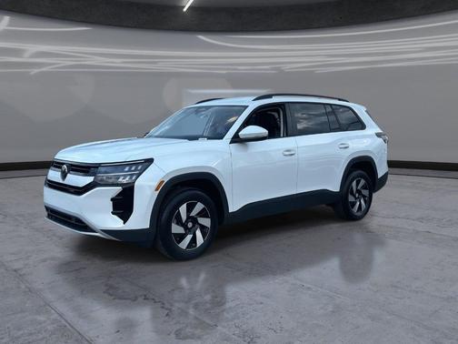 Opal White Pearl 2027 Volkswagen Atlas SE