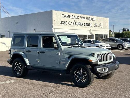 2024 Jeep Wrangler 4-Door Sahara 4x4