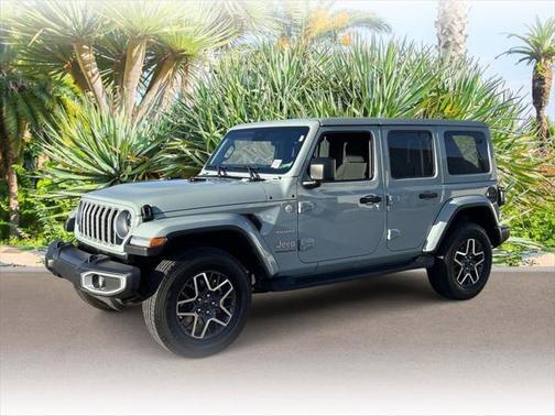 2024 Jeep Wrangler 4-Door Sahara 4x4
