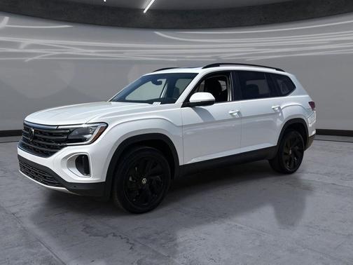 opal white pearl 2026 Volkswagen Atlas 2.0T SE w/Technology