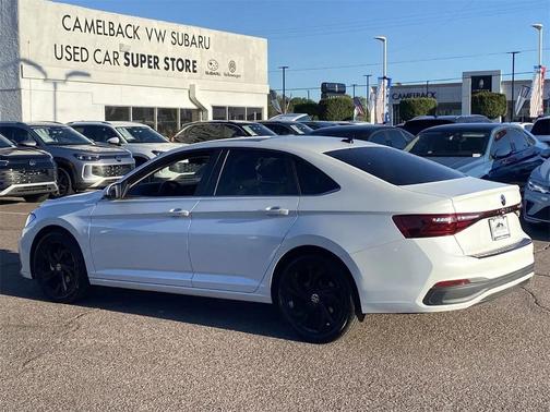 2025 Volkswagen Jetta 1.5T SE