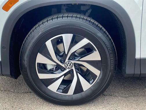 2025 Volkswagen Tiguan 2.0T S