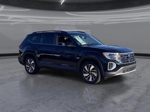 deep black pearl 2026 Volkswagen Atlas 2.0T SE w/Technology 4MOTION