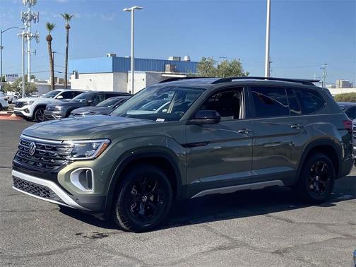 2025 Volkswagen Atlas 2.0T Peak Edition
