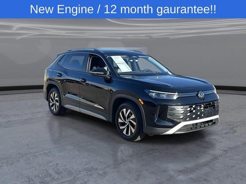 deep black pearl 2026 Volkswagen Tiguan 2.0T S