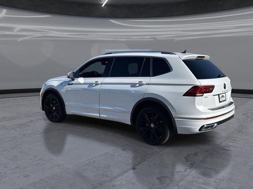 Opal White Pearl 2023 Volkswagen Tiguan 2.0T SEL R-Line 4MOTION