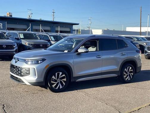 2025 Volkswagen Tiguan 2.0T S