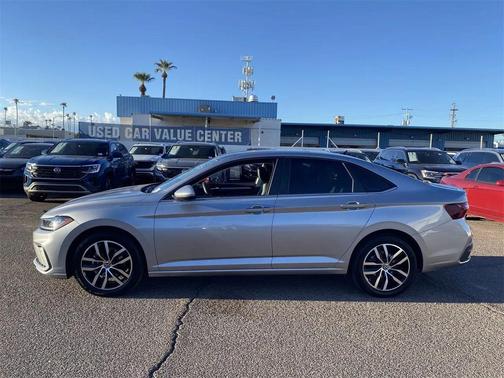 2025 Volkswagen Jetta 1.5T SE