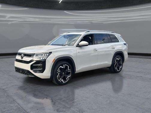 Sandstone 2027 Volkswagen Atlas SEL Premium R-Line
