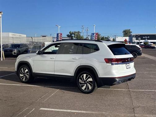 2026 Volkswagen Atlas 2.0T SE w/Technology 4MOTION