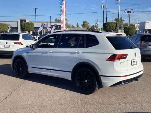 2020 Volkswagen Tiguan 2.0T SE R-Line Black 4MOTION