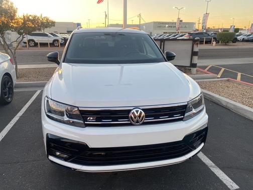 2020 Volkswagen Tiguan 2.0T SE R-Line Black 4MOTION