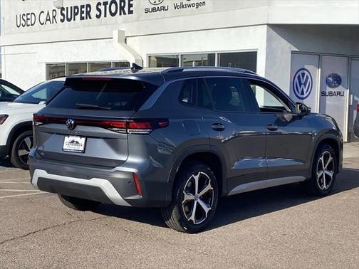 2025 Volkswagen Tiguan 2.0T SE