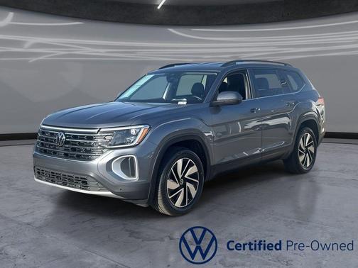 Platinum Gray 2024 Volkswagen Atlas 2.0T SE w/Technology 4MOTION