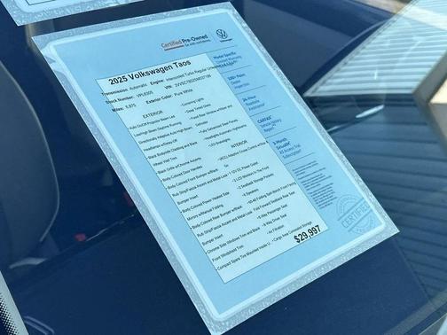 2025 Volkswagen Taos 1.5T SE