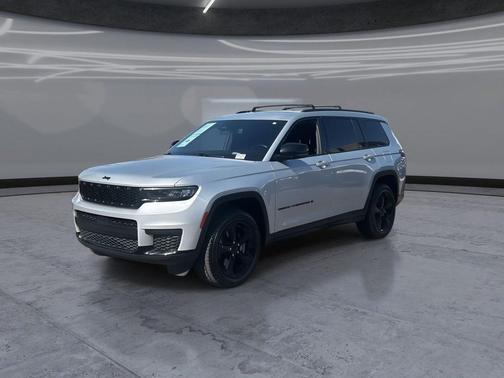 Silver Zynith 2022 Jeep Grand Cherokee L Altitude