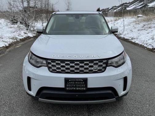 2023 Land Rover Discovery P300 S