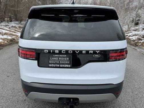 2023 Land Rover Discovery P300 S