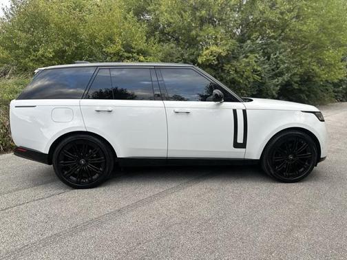 2023 Land Rover Range Rover P400 SE